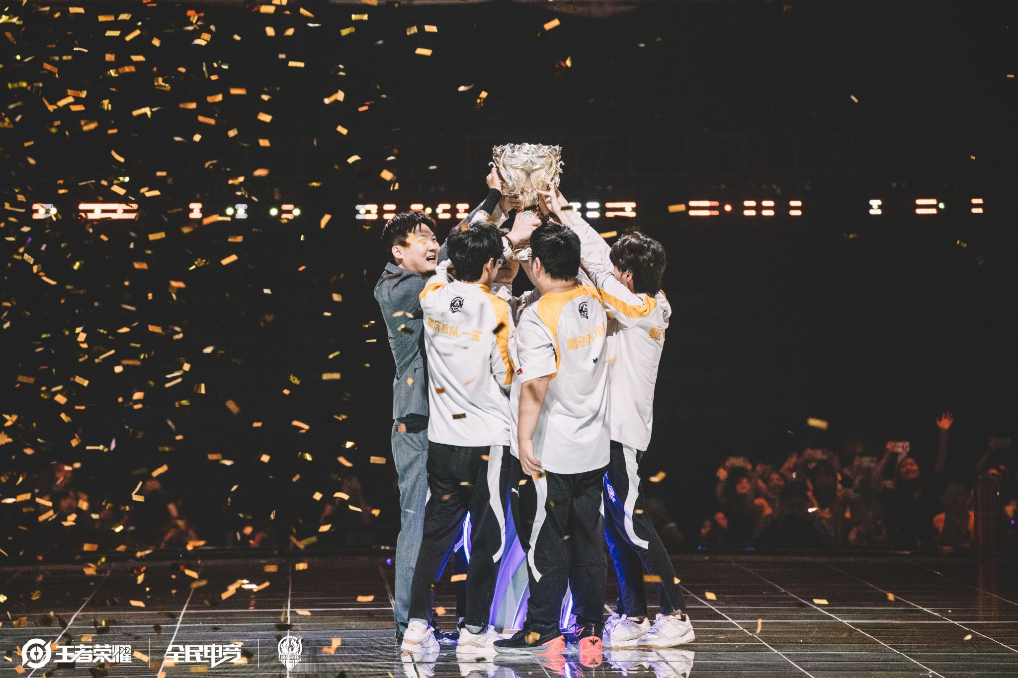 羽毛球的世 羽毛球的世