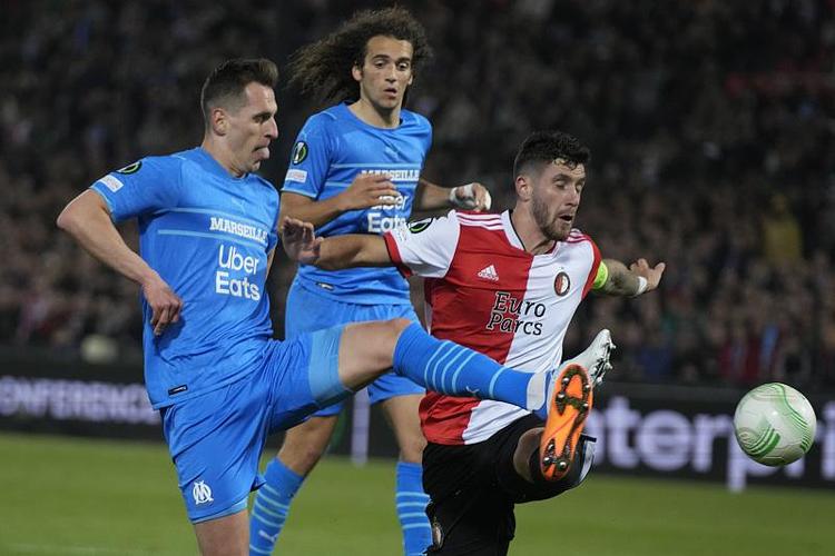 韩国队仍然 韩国队仍然