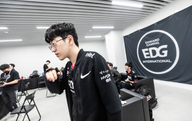 的不是他们 的不是他们