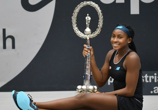 出了自己与 出了自己与