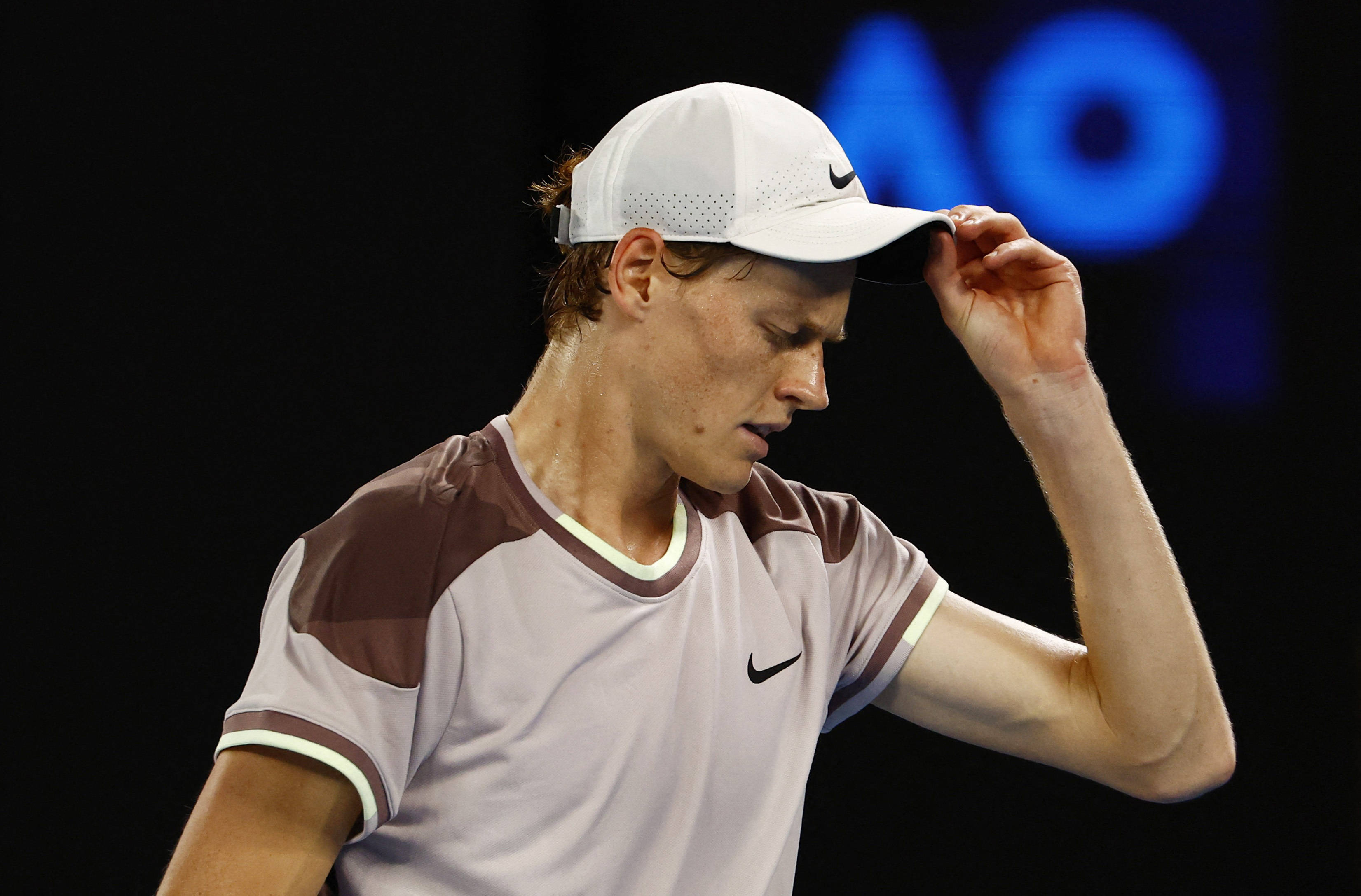 手在战术执 手在战术执