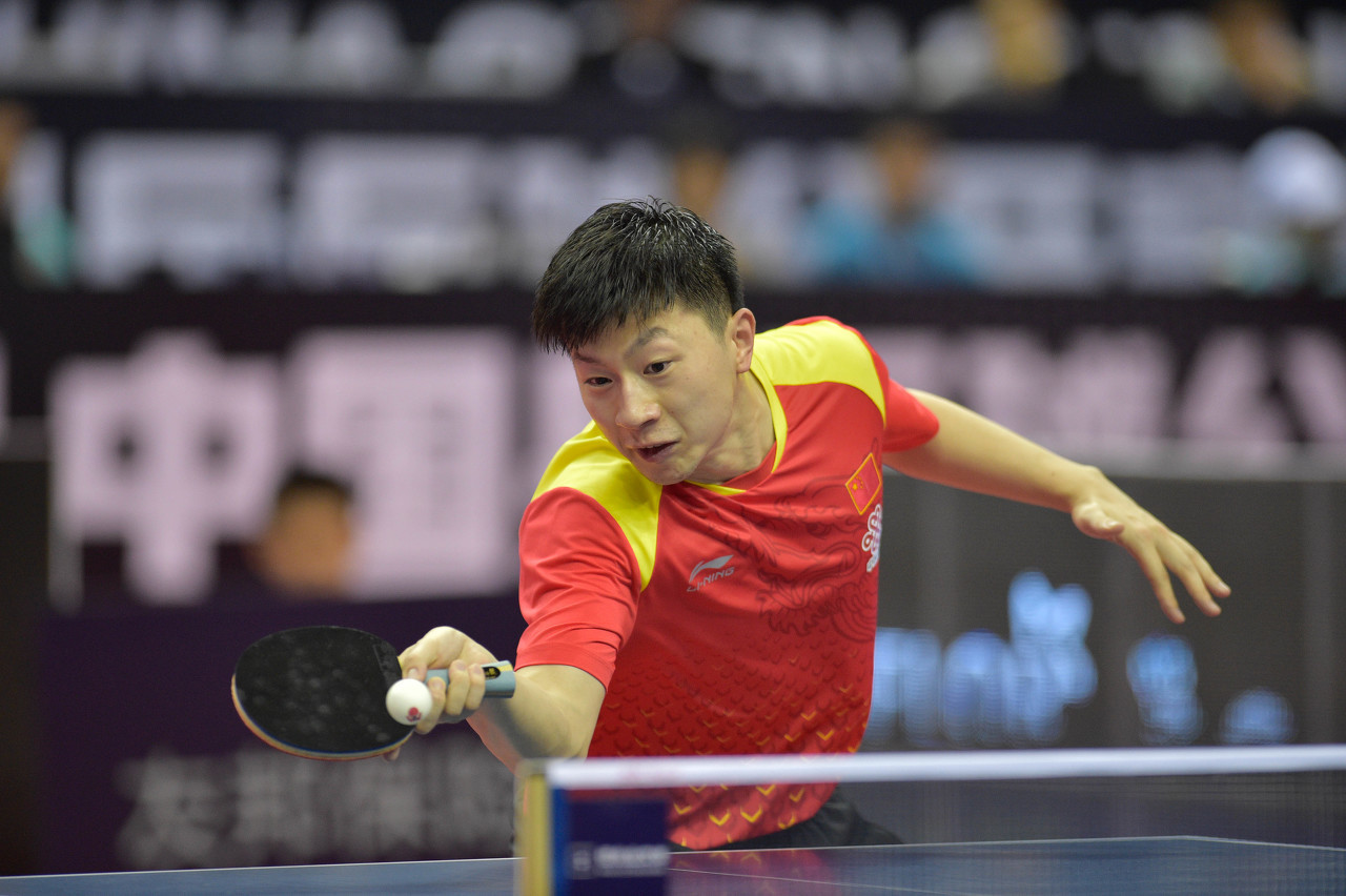 着马尔蒂尼 着马尔蒂尼